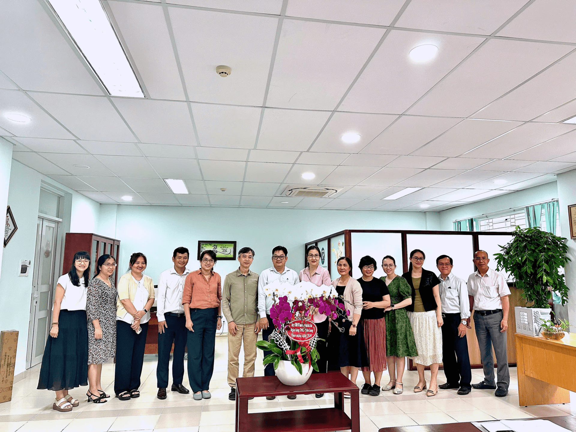 Công Ty TNHH MTV Quản lý nợ và khai thác tài sản - Ngân hàng TMCP Kiên Long (Công ty KBA) Gặp Gỡ Trường Đại học Tài chính - Marketing Nhân Dịp Ngày Nhà Giáo Việt Nam 20.11